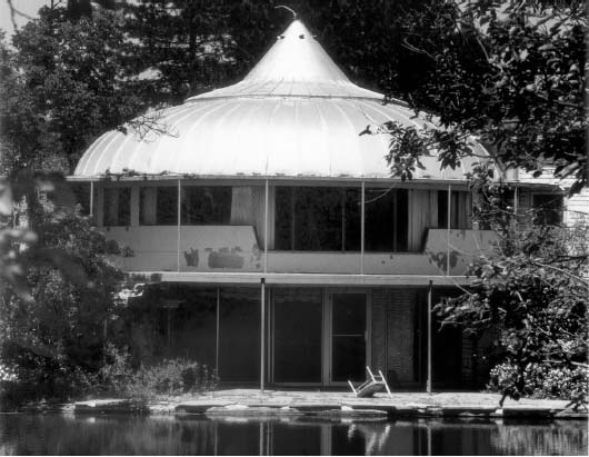 Figure 12: The remains of the Wichita House. (©Robert Duchesnay, 1990.)