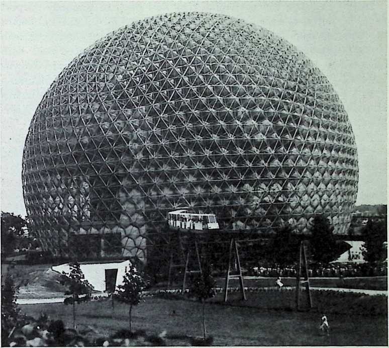 Figure 32: Annes Taj Mahal, the Expo Dome.